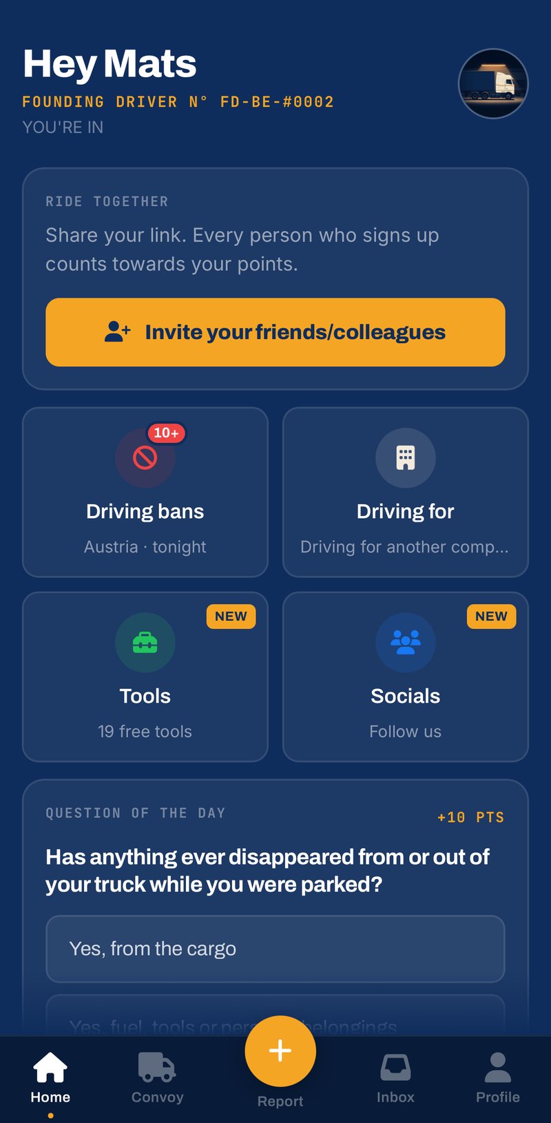 TruckerVerse app: startscherm met je uitnodigingslink, de tegel Tools en de vraag van de dag